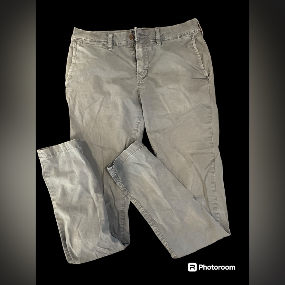 American Eagle Slim Taper pants